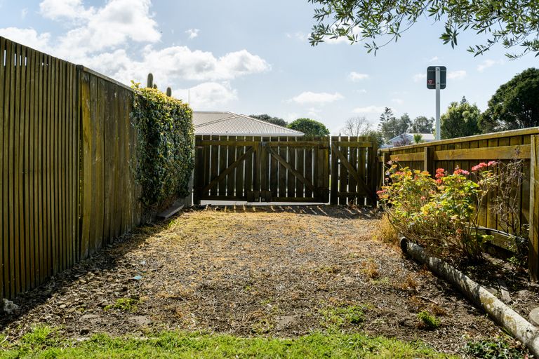 Photo of property in 10b Tui Street, Mount Maunganui, 3116