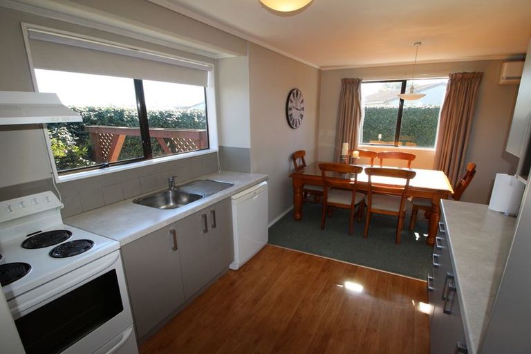 Photo of property in 54b Pohutukawa Drive, Owhata, Rotorua, 3010