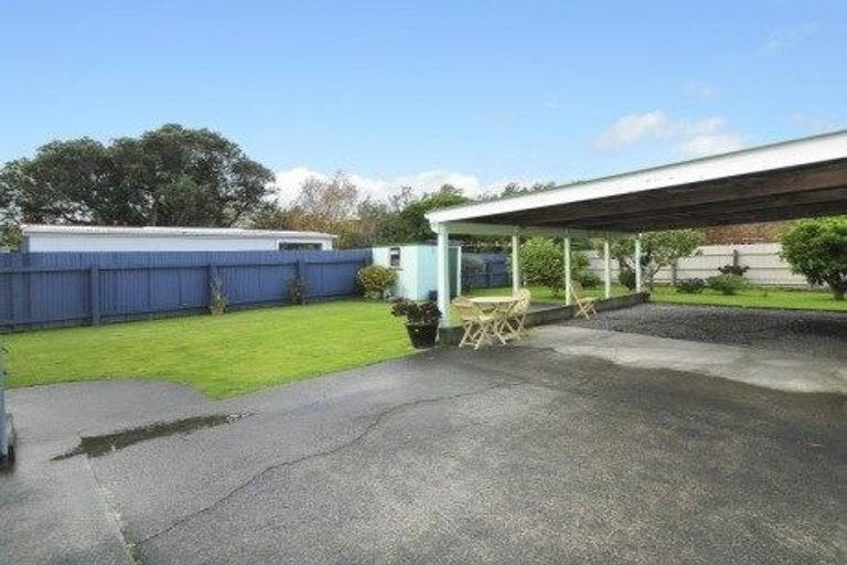 Photo of property in 10 Reynolds Street, Taita, Lower Hutt, 5011