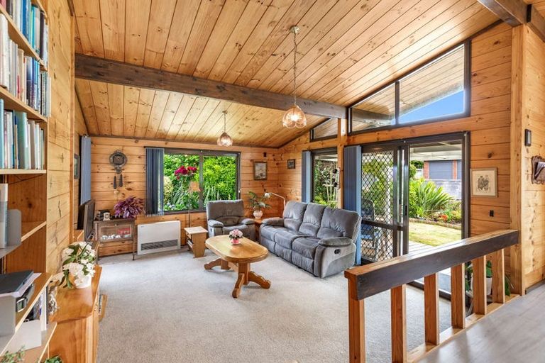 Photo of property in 12 Bens Place, Springvale, Whanganui, 4501