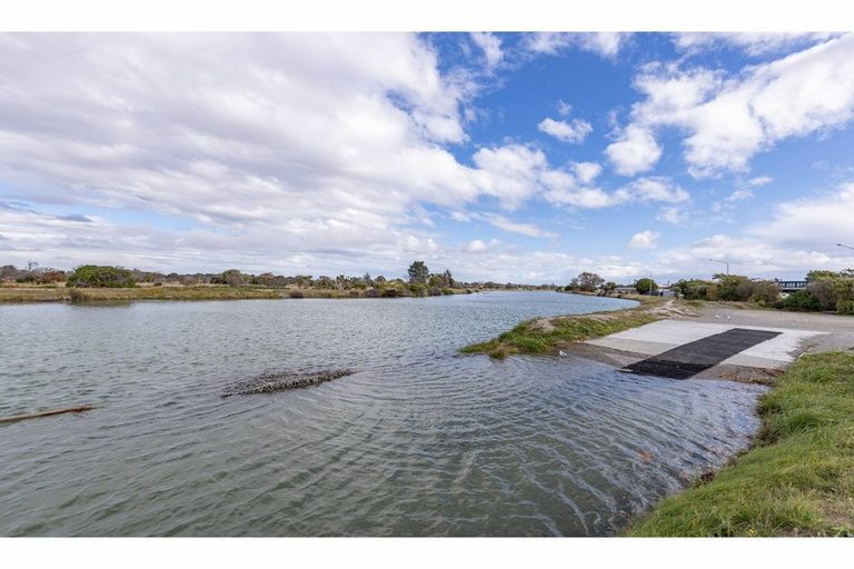 Photo of property in 67 Owles Terrace, New Brighton, Christchurch, 8061