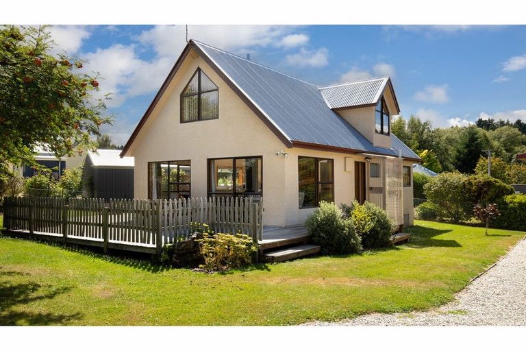 Photo of property in 19 Arrow Street, Naseby, 9396