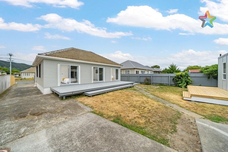 Photo of property in 17 Reynolds Street, Taita, Lower Hutt, 5011