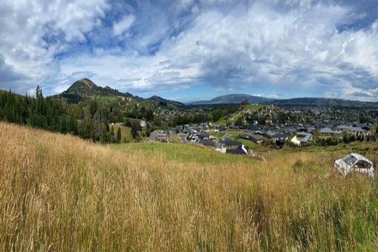 Photo of property in 12 Carnea Heights, Mosgiel, 9024