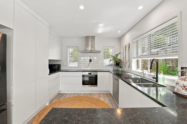 Photo of property in 9 Coach Drive, Otumoetai, Tauranga, 3110