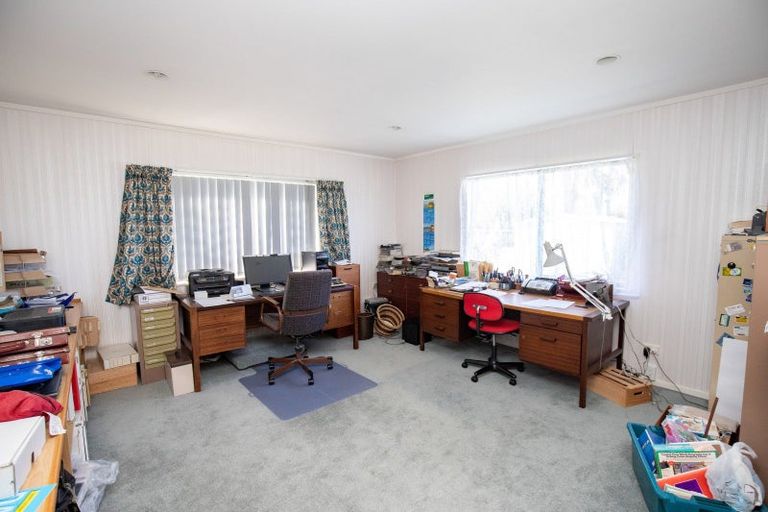 Photo of property in 15 Walton Place, Ngatea, 3503