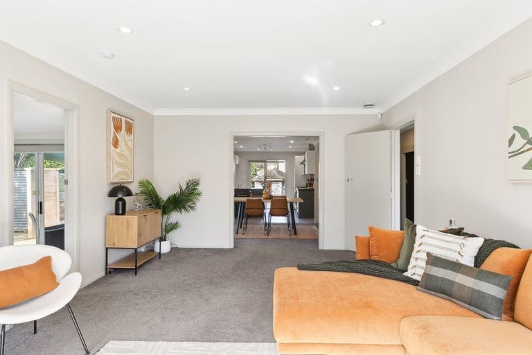 Photo of property in 9 Allen Terrace, Tawa, Wellington, 5028