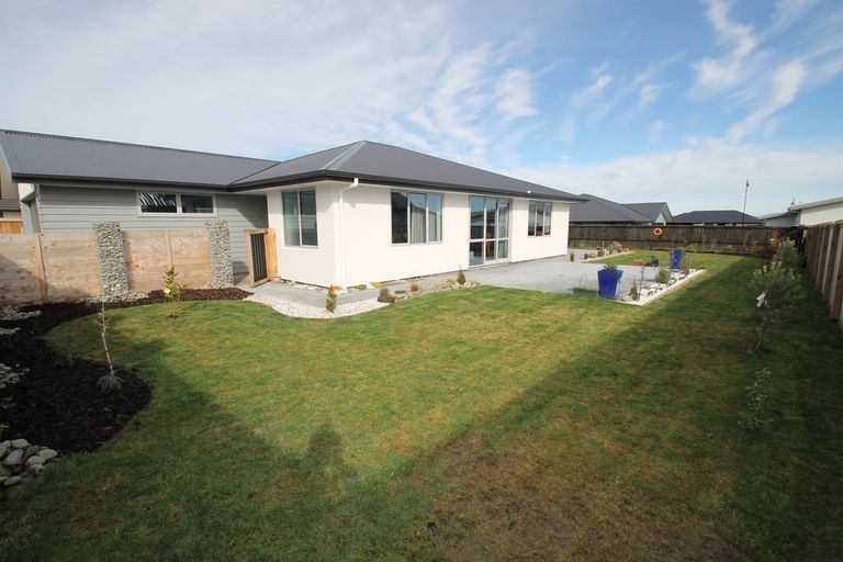 Photo of property in 107 Wingatui Road, Mosgiel, 9024