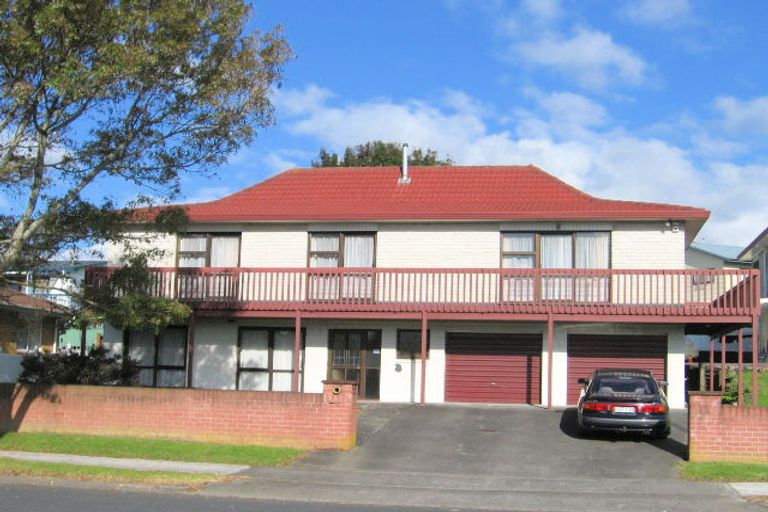 Photo of property in 1b Aspiring Avenue, Clover Park, Auckland, 2019