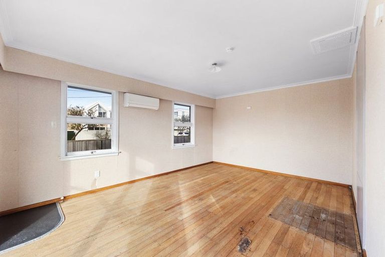 Photo of property in 1/180 Edgeware Road, Edgeware, Christchurch, 8013