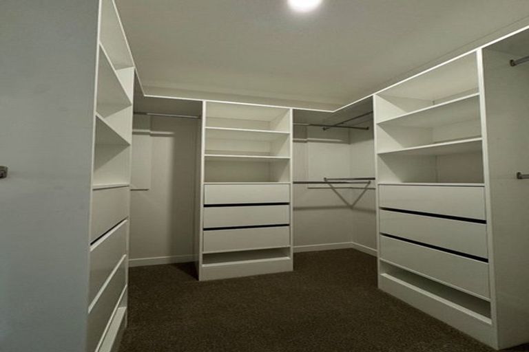 Photo of property in 9 Kikorangi Drive, Wainui, 0992