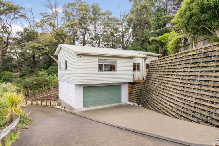 Photo of property in 35a Forest Road, Pinehaven, Upper Hutt, 5019