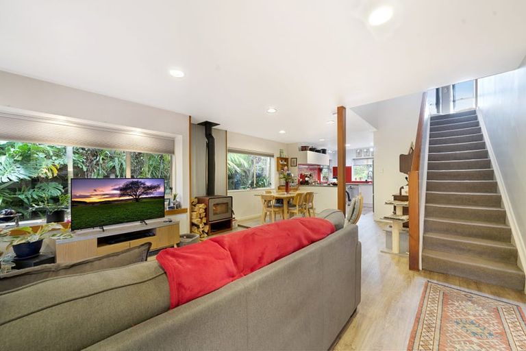 Photo of property in 2/18a Clayburn Road, Glen Eden, Auckland, 0602