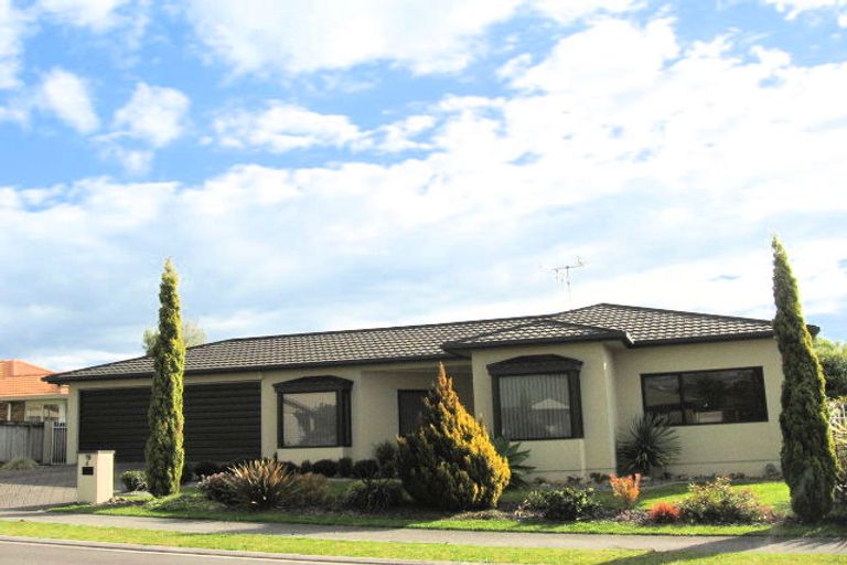 Photo of property in 4 Lucerne Place, Welcome Bay, Tauranga, 3112