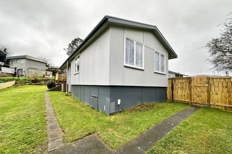 Photo of property in 7 Thompson Street, Tokoroa, 3420