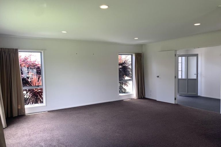 Photo of property in 67 Farringdon Avenue, Rototuna North, Hamilton, 3210