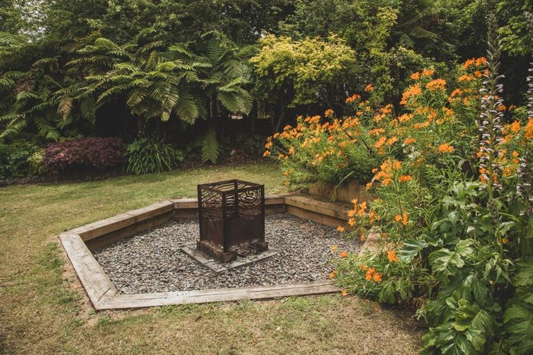 Photo of property in 123 Mapara Road, Acacia Bay, Taupo, 3385