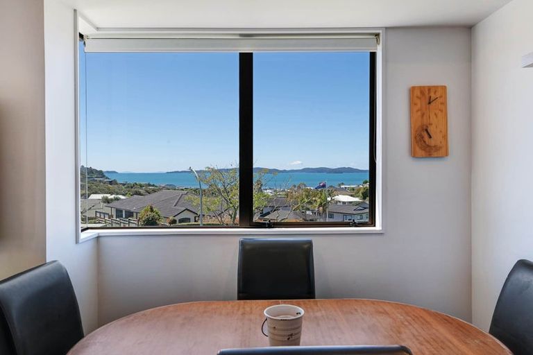 Photo of property in 11 Brampton Road, Snells Beach, 0920