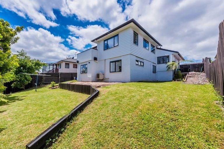 Photo of property in 11 Carnelian Court, Westgate, Auckland, 0614