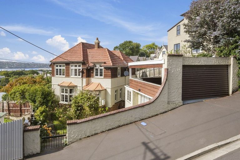 Photo of property in 43 Park Street, North Dunedin, Dunedin, 9016