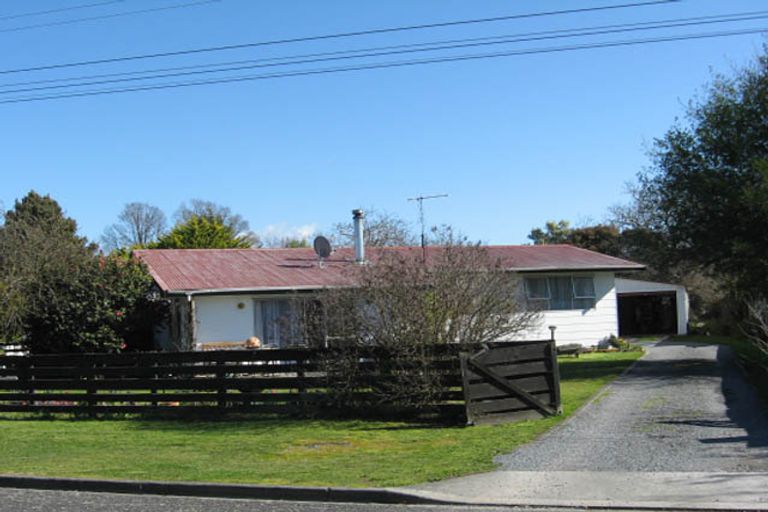 Photo of property in 6 East Street, Greytown, 5712