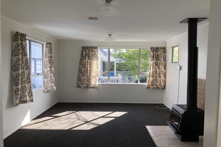 Photo of property in 52b Crawford Avenue, Mangere Bridge, Auckland, 2022