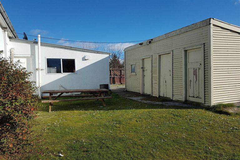 Photo of property in 3 Mckenzie Street, Fairlie, 7925