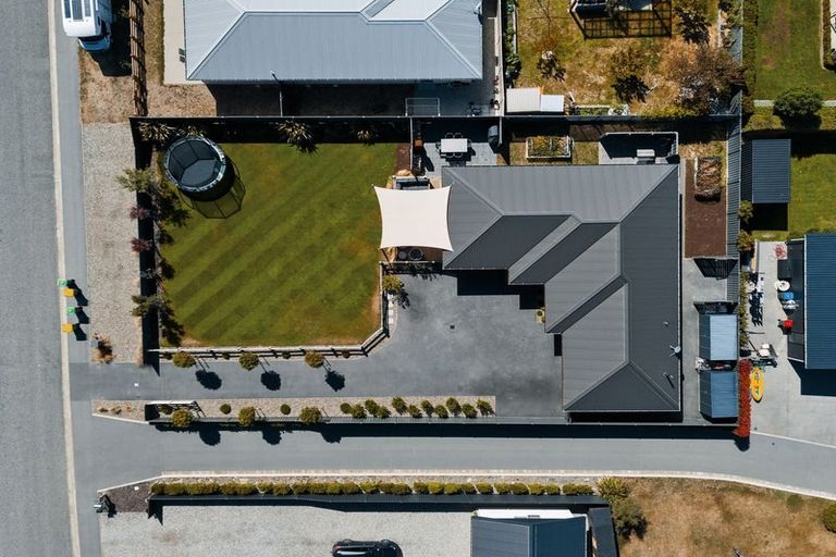 Photo of property in 78 Stratford Drive, Mount Pisa, Cromwell, 9383