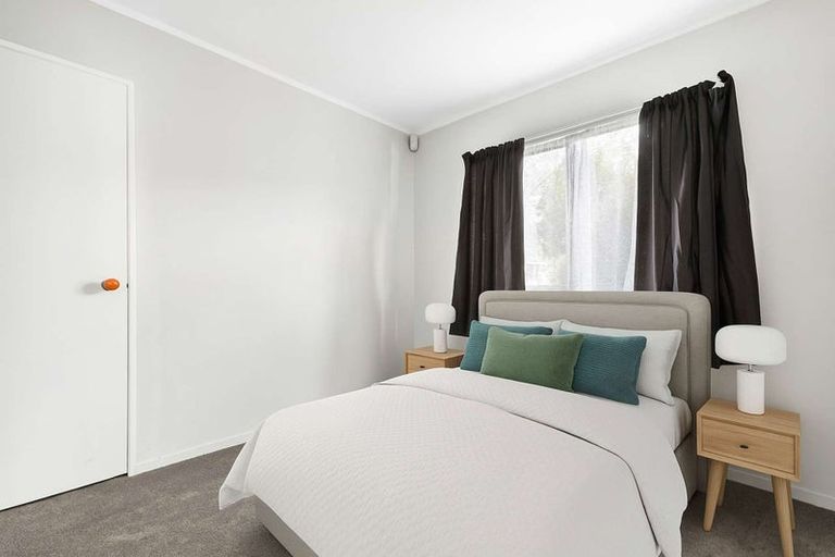 Photo of property in 2/17 Mcdougall Street, Manurewa East, Auckland, 2102