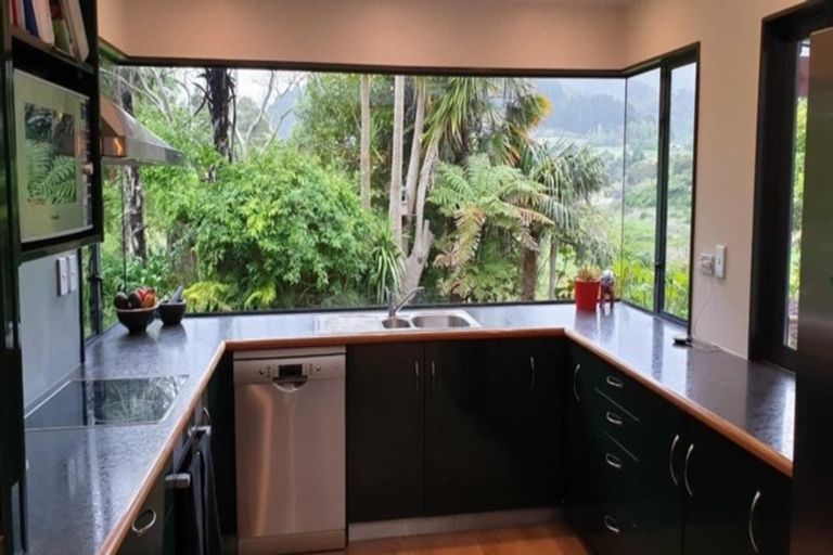 Photo of property in 28 Wallace Loop Road, Koputaroa, Levin, 5571