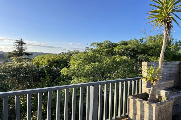 Photo of property in 2a Hammond Avenue, Hatfields Beach, Orewa, 0931