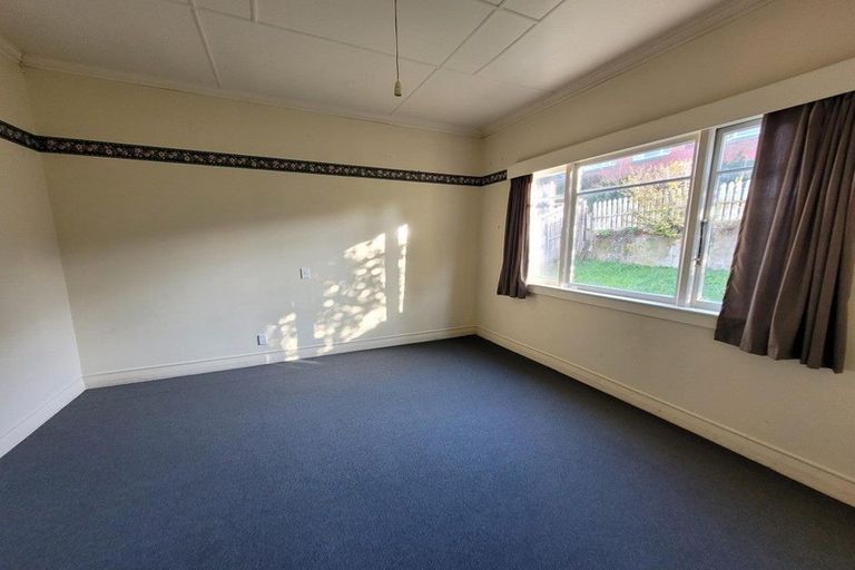 Photo of property in 73 English Avenue, Mornington, Dunedin, 9011