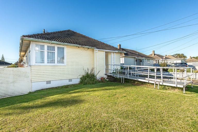 Photo of property in 34 Akatea Street, Gonville, Whanganui, 4501