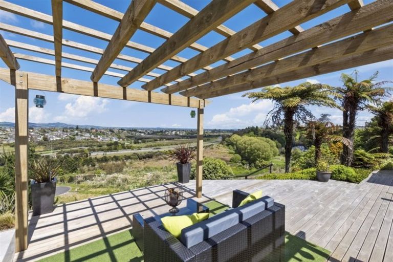 Photo of property in 60 Westminster Drive, Bethlehem, Tauranga, 3110