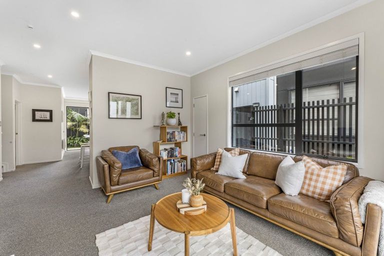 Photo of property in 10 Walter Merton Road, Hobsonville, Auckland, 0616