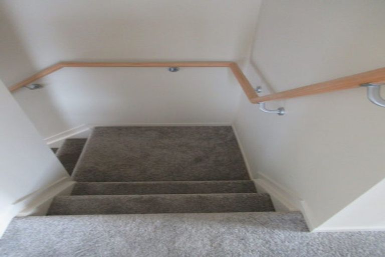Photo of property in 2 Nikau Street, New Lynn, Auckland, 0600