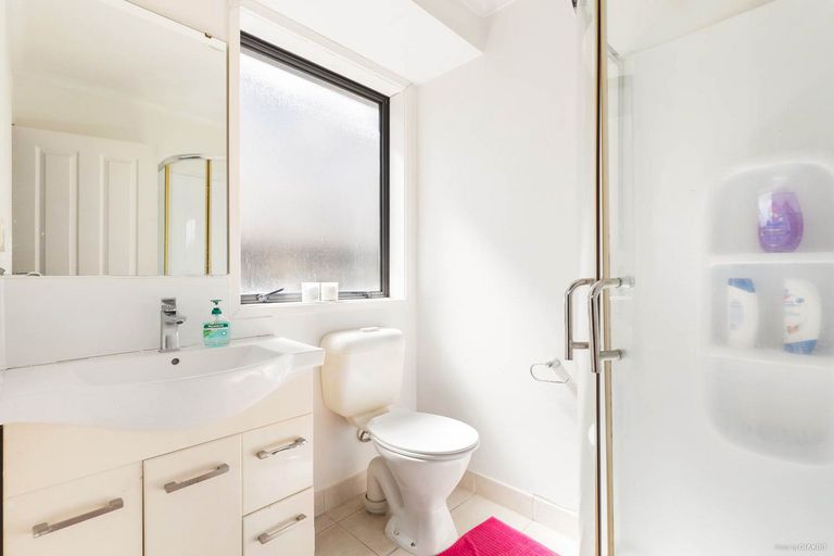 Photo of property in 37 Bellville Drive, Clendon Park, Auckland, 2103