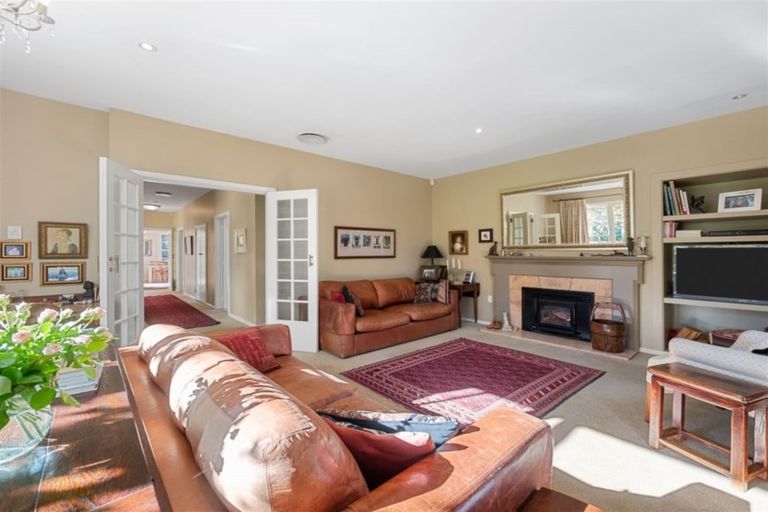 Photo of property in 10 Joyce Crescent, Ilam, Christchurch, 8041