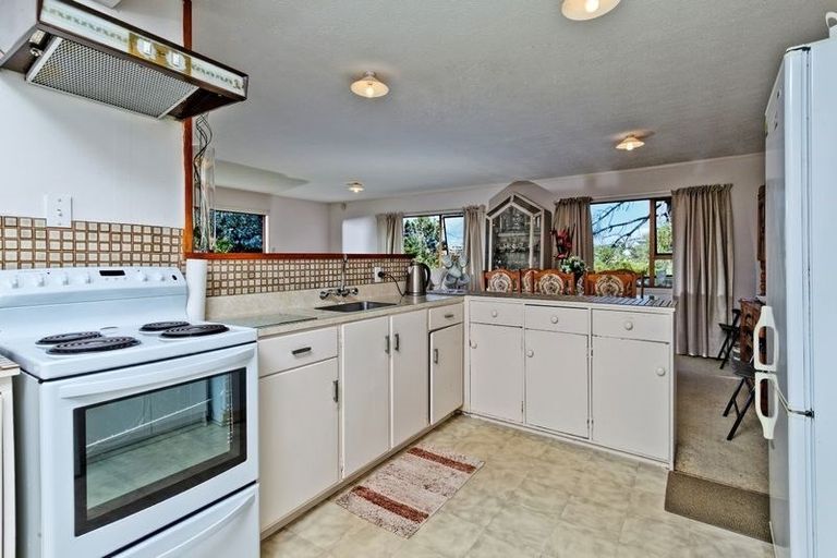 Photo of property in 30 Portobello Place, Torbay, Auckland, 0630