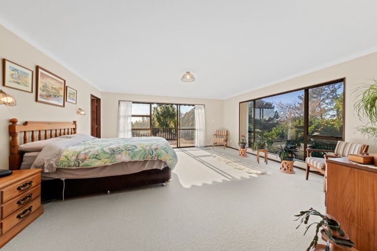 Photo of property in 27 Donnelly Street, Oakura, 4314