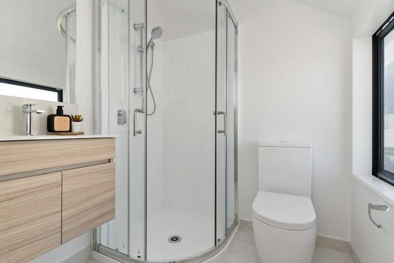 Photo of property in 5/6 Gilberthorpes Road, Islington, Christchurch, 8042