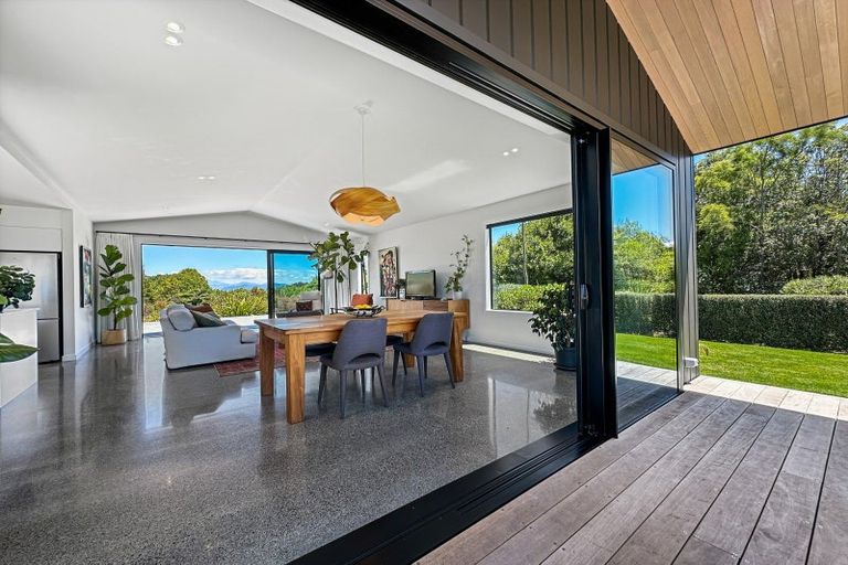 Photo of property in 46 Lacebark Drive, Kinloch, Taupo, 3377