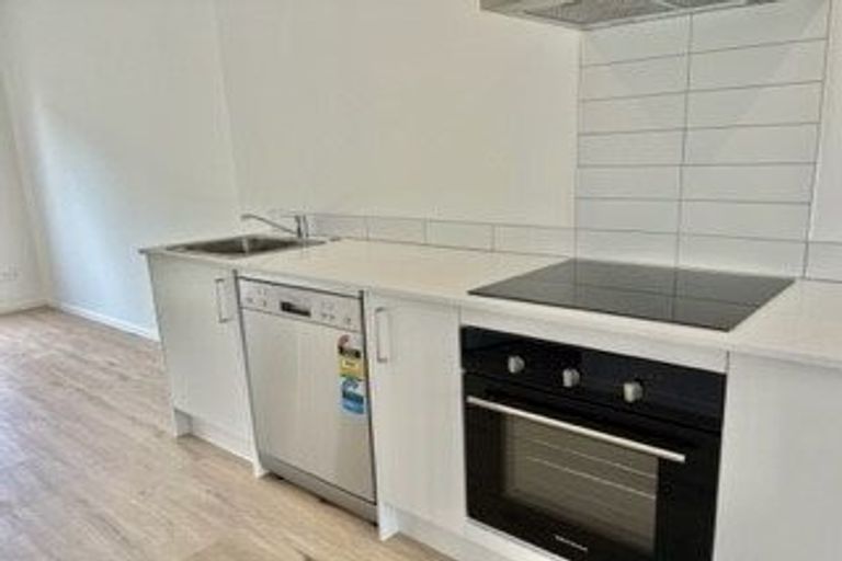 Photo of property in 148a Mcleod Road, Te Atatu South, Auckland, 0610