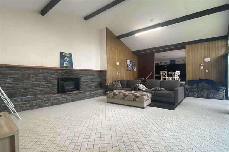 Photo of property in 150 Old West Coast Road, Yaldhurst, Christchurch, 7676