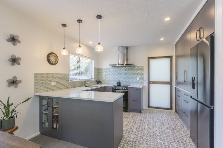 Photo of property in 7a Rosewood Place, Paraparaumu, 5032