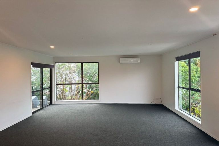 Photo of property in 13 Lendenfeld Drive, Papatoetoe, Auckland, 2025