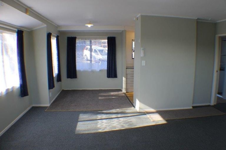 Photo of property in 3/94 Birkenhead Avenue, Birkenhead, Auckland, 0626