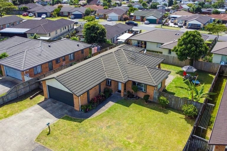 Photo of property in 9 Mark Edgar Place, Clendon Park, Auckland, 2103