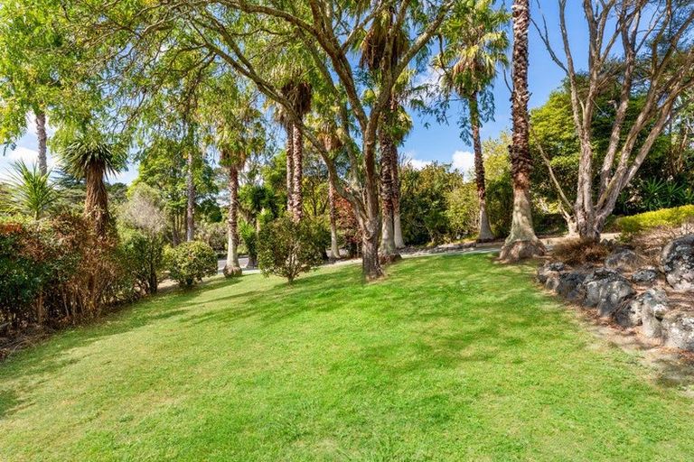 Photo of property in 4 Cloverfields Drive, Waimauku, 0812