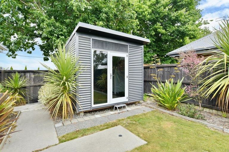 Photo of property in 34 Oxford Road, Rangiora, 7400
